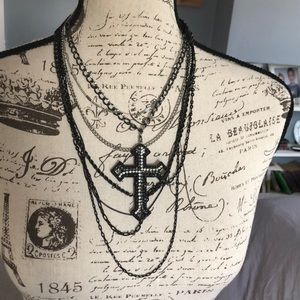 Express cross necklace